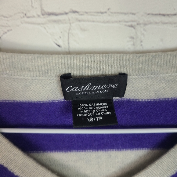 lord & Taylor Cashmere sweater size XS - Picture 3 of 5